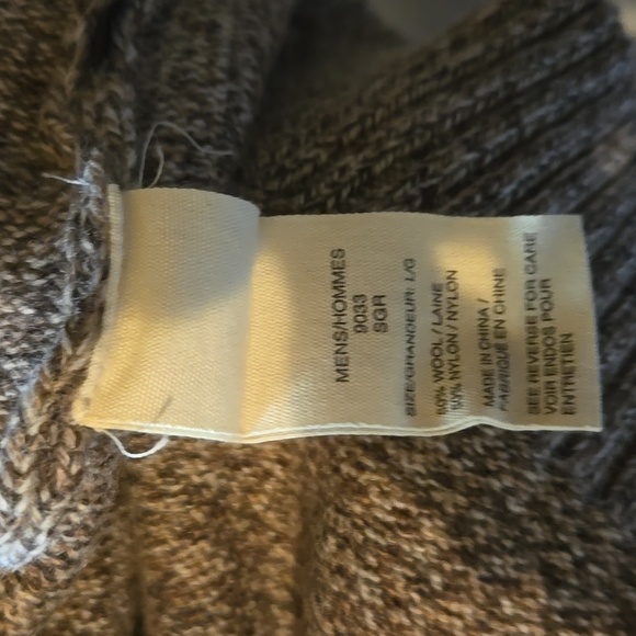 Woolrich - Wool BlendSweater. Brown. Size Large. Exceptional condition!! - Picture 4 of 4
